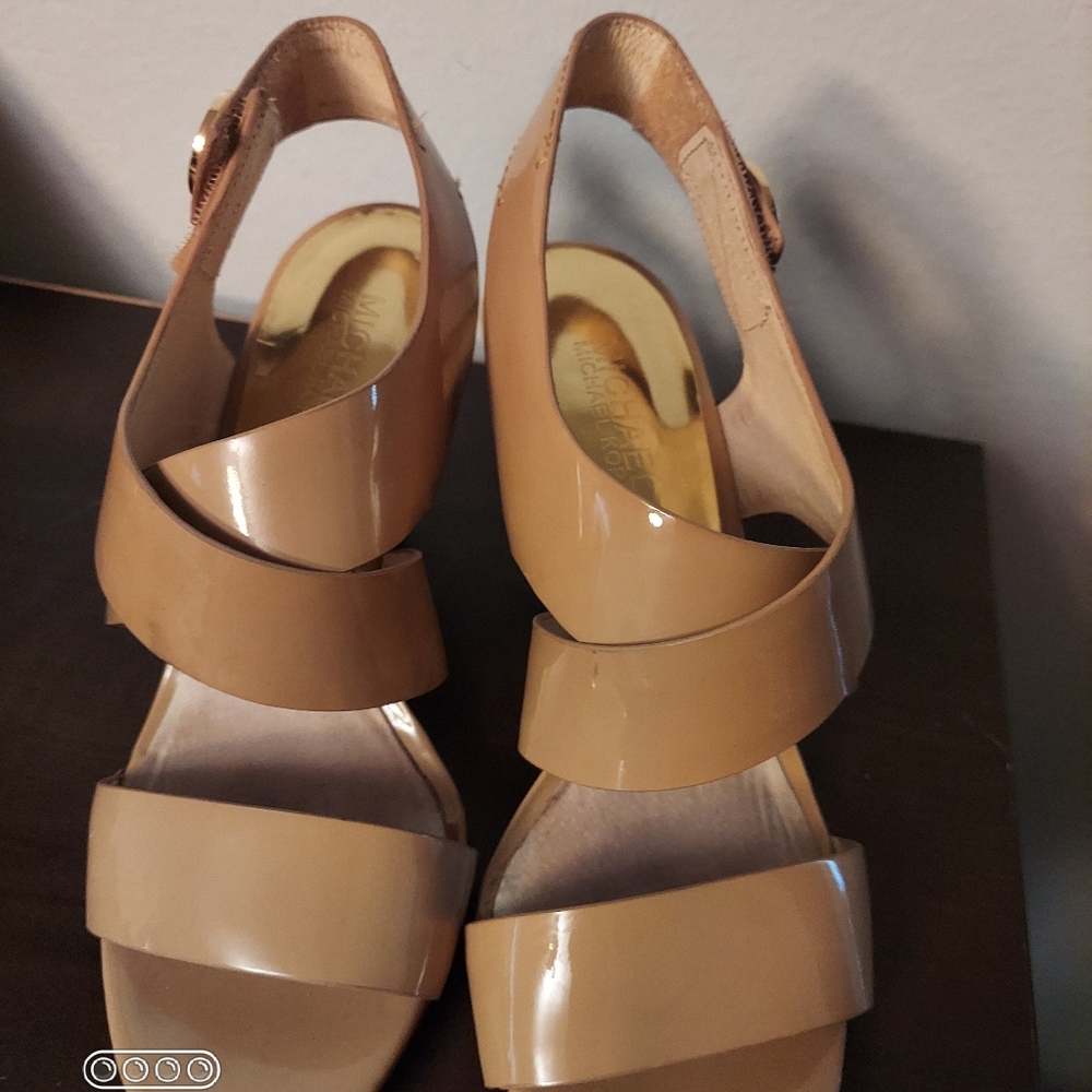 Michael Kor heels 👠